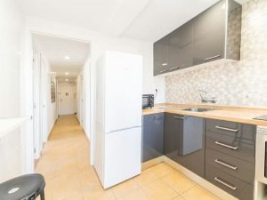 Carrer Alcàsser, Valencia, Valencian Community 46014 - Photo 1