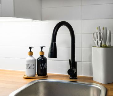 For Lease - 158 Indian Grove Unit# Unit B1, Toronto, Ontario - Photo 4