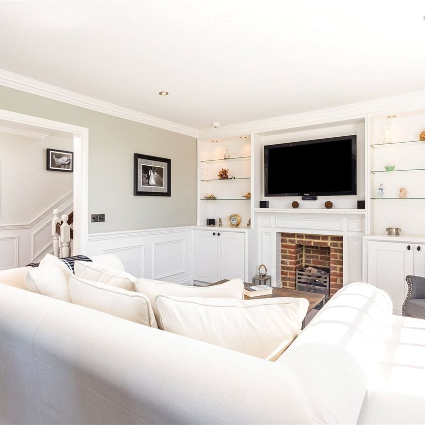 Tite Street, Chelsea, London, SW3 flat to rent - Photo 1