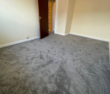 Bournemouth Road, POOLE - Photo 2