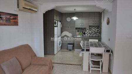Beautiful 3 bedroom ground floor bungalow with private pool and large garden in Lomas de Cabo Roig!! - Photo 3
