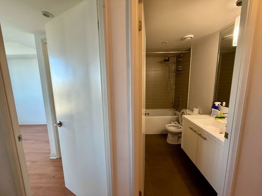 For Lease - 5 Valhalla Inn Road Unit# 2501, Toronto, Ontario - Photo 1