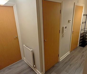 2 bedroom apartment to rent - Photo 6
