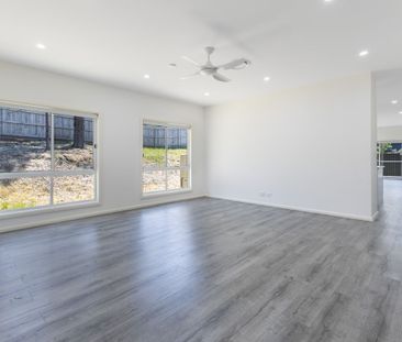 Brand New Modern Family Home - 6 or 12 Month Lease - Photo 2