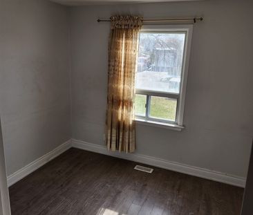 For Lease - 4 Stanley Court Unit# (Upper), Brampton, Ontario - Photo 1