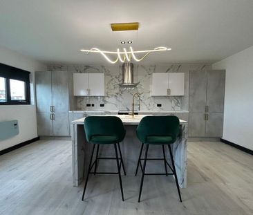 2 bedroom duplex to rent - Photo 1