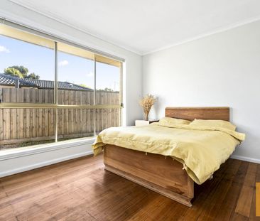 Family home in a great location! - Photo 3