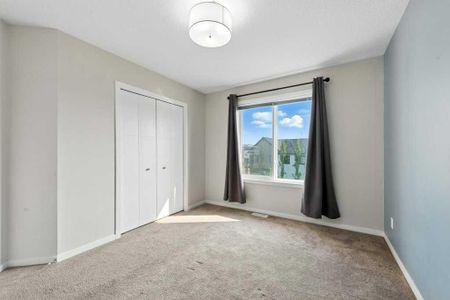 Quiet & Contemporary 3 Bed Townhouse | Close To Cross Iron Mall. Garage & A/C Included - Photo 5