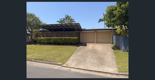 Beautiful spacious family home - Photo 1