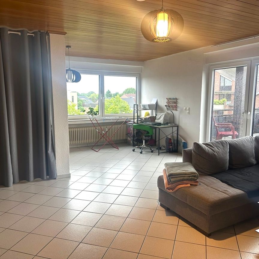 Dachgeschosswohnung zentral in Aschendorf! - Photo 1