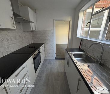 3 bedroom terraced house to rent - Photo 2