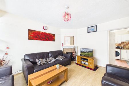 Thirlmere Avenue, Tilehurst, Reading, Berkshire, RG30 - Photo 2