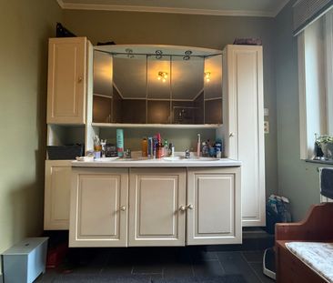 Ruime woning met 4 slaapkamers en een ruime tuin - Photo 5