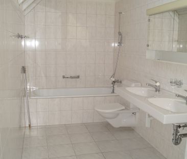 Helle 5.5-Zimmer-Maisonettewohnung in Boningen zu vermieten - Photo 4