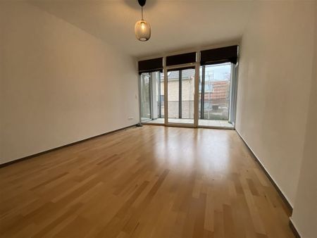 Moderne 3-Zi.Wohnung mit Loggia in bester Lage in NMS-Zentrum ! - Photo 4