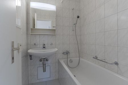 Renovierte 4-Zimmerwohnung zu vermieten - Foto 3