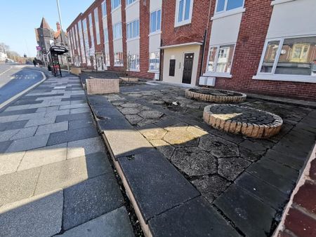 2 bedroom flat to rent - Photo 5