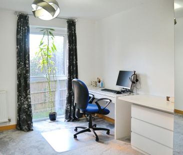 Aquarius Court – 2 Bed 2 Bathroom Flat - Photo 5