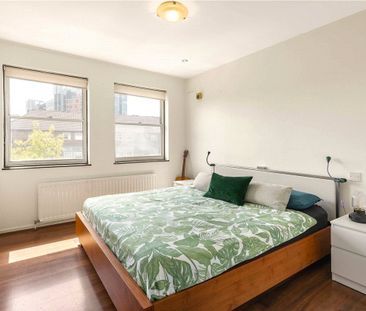 Thorney Crescent, London, SW11 flat to rent - Photo 4