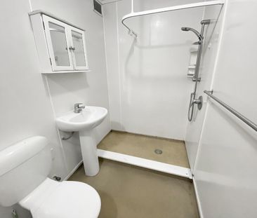 Riverside Apartment Ground floor 2 Bedroom - Photo 6