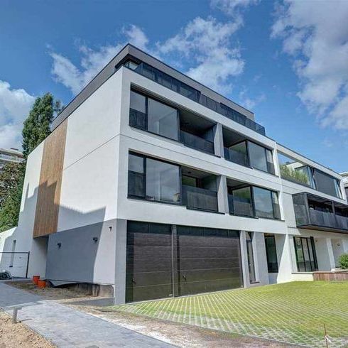 Appartement te huur - Photo 1