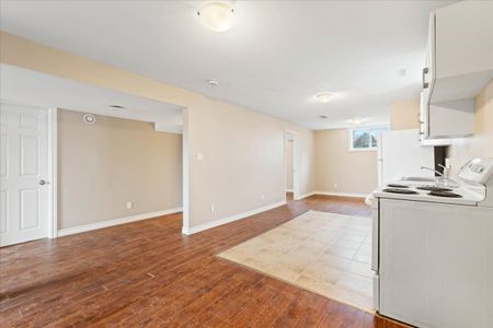 For Lease - 240 College Street, Belleville, Ontario - Photo 5