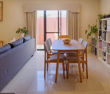 Spacious, Street Front Home! - Photo 2