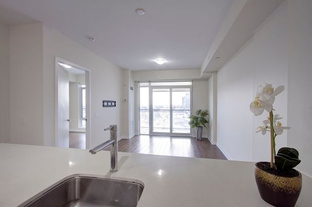 For Lease - 2560 Eglinton Avenue Unit# 707, Mississauga, Ontario - Photo 1