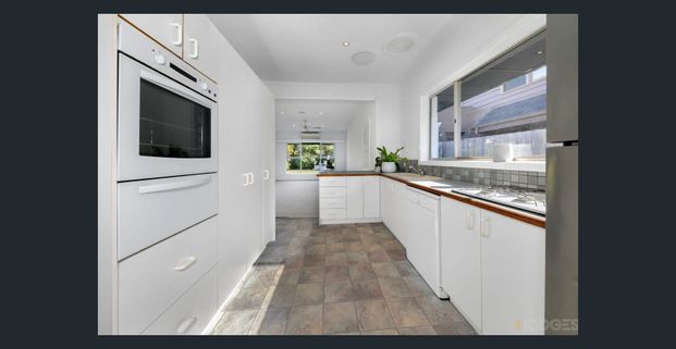 For Lease – Light-Filled Family Home in a Leafy Beaumaris Pocket - Photo 1