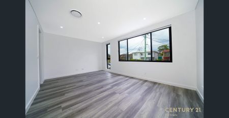 Comfortable Family Living - Photo 3