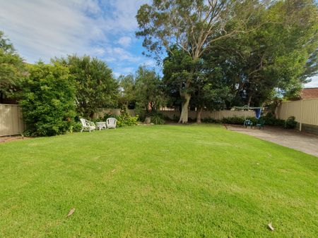 1/8 Storey Street, OAK FLATS NSW 2529 - Photo 5