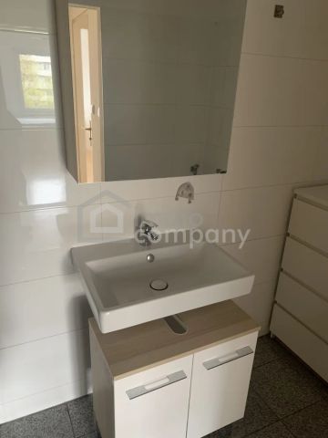 Wunderschöne, sonnendurchflutete 3-Zimmer Wohnung nahe Millenniumstower und der Donau - Photo 2