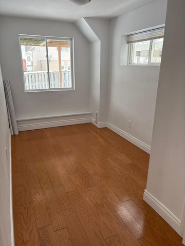 For Lease - 131 Peach Blossom Crescent Unit# Lower, Kitchener, Ontario - Photo 2