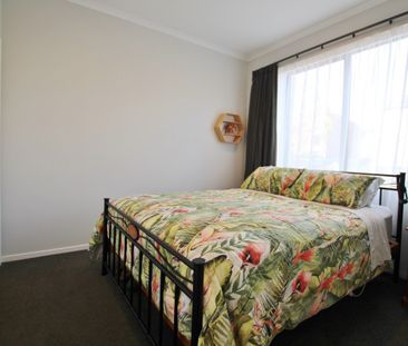 2/17 Uku Lane, Hobsonville - Photo 2