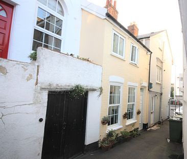 2 bed terraced house to rent in Spinning Path, Exeter, EX4 - Photo 6