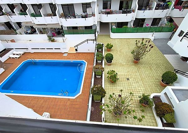 Se alquila en Los Cristianos vivienda de 1 dormitorio