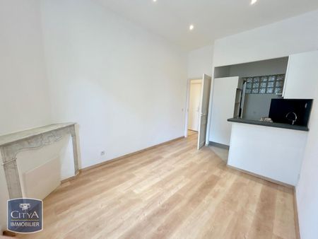 Location Appartement 3 pièces 47m² CANNES 06400 - Photo 2