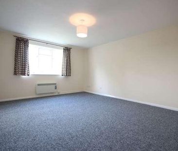 St Peters Close, Cheltenham, GL51 - Photo 2