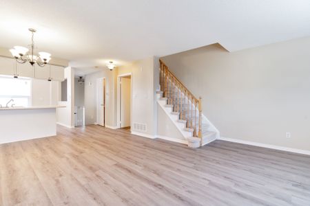 For Lease - 1550 REEVES Gate Unit# 12, Oakville, Ontario - Photo 2