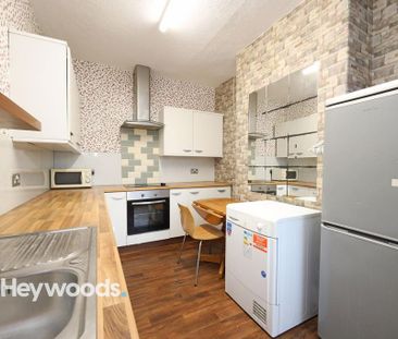 1 bedroom house of multiple occupation to rent - Photo 4