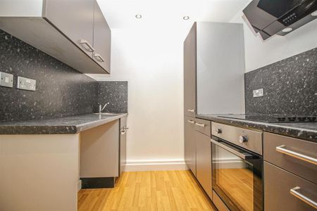 2 bedroom apartment to rent - Photo 3