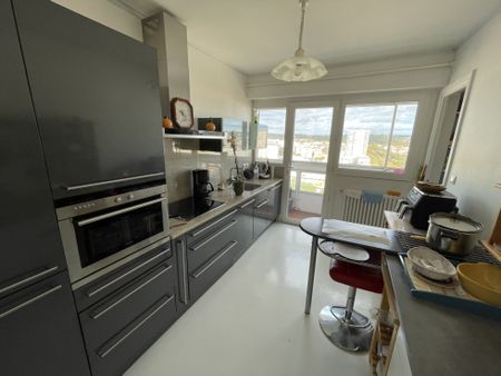 Appartement 102.65 m² - 3 Pièces - Nîmes (30900) - Photo 3