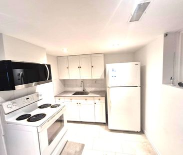 For Lease - 6080 Featherhead Crescent Unit# Lower, Mississauga, Ont... - Photo 6