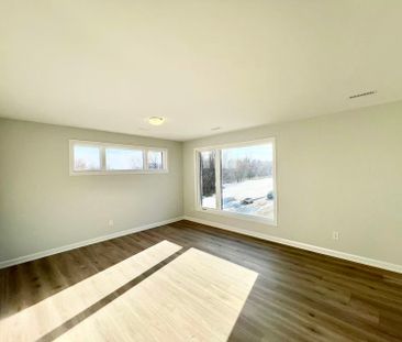 For Lease - 1118 Creekway Private, Kanata, Ontario - Photo 4