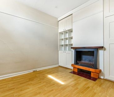 32 Lee Street, Carlton North VIC 3054 - Photo 2