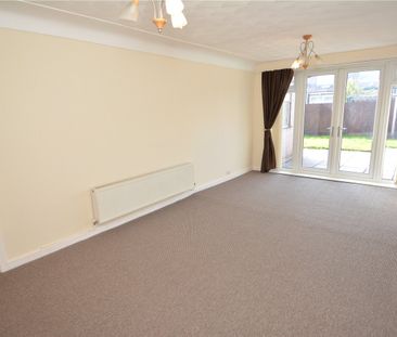 Kirkway, CH49 2ND, Greasby - Photo 3