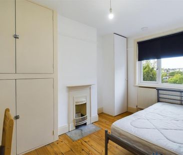 4 bedroom terraced house to rent - Photo 6