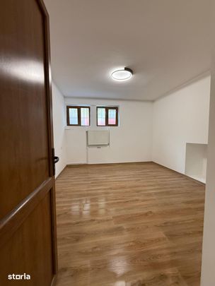 Apartament 3 camere de închiriat,Universitate- Piața Rosetti - Fotografie 1