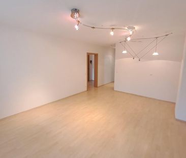 Schöne 3ZKB mit Balkon - Foto 1