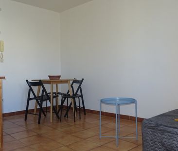 Location Appartement 2 pièces 30m² SETE 34200 - Photo 2